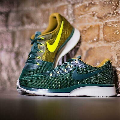 nike tanjun racer trainers